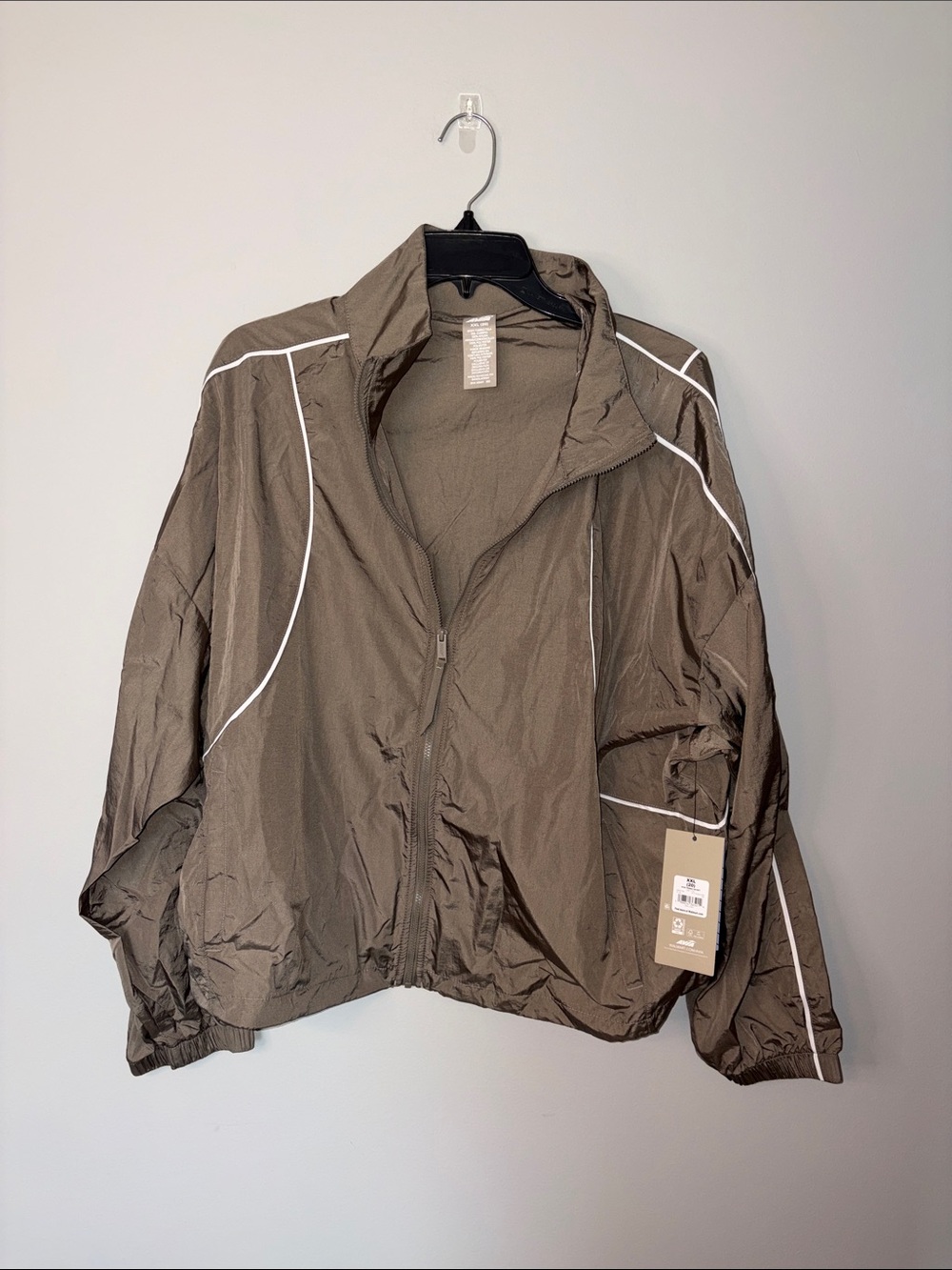 Avia Womens Zip-Front Bomber Jacket with White Piping XXL NEW